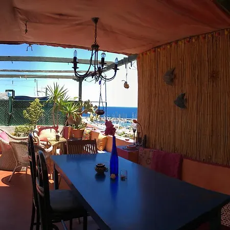 Volver Beach *